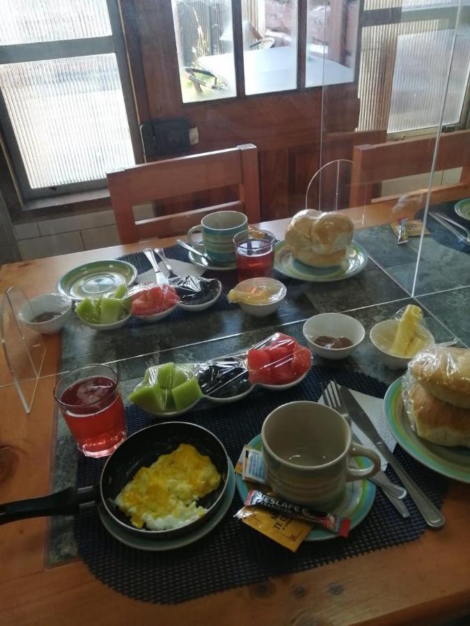 ויאריקה Hostal Newen מראה חיצוני תמונה